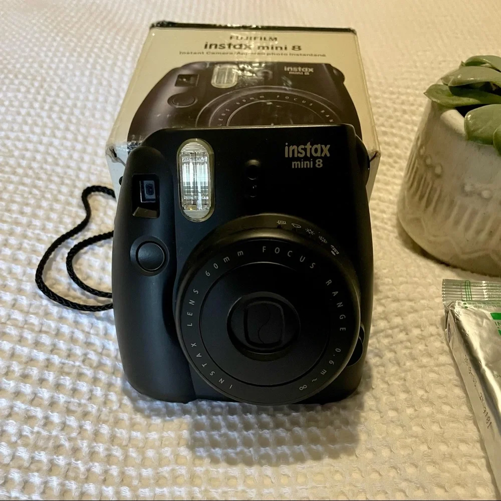 FUJIFILM Instax mini 8 polaroid camera